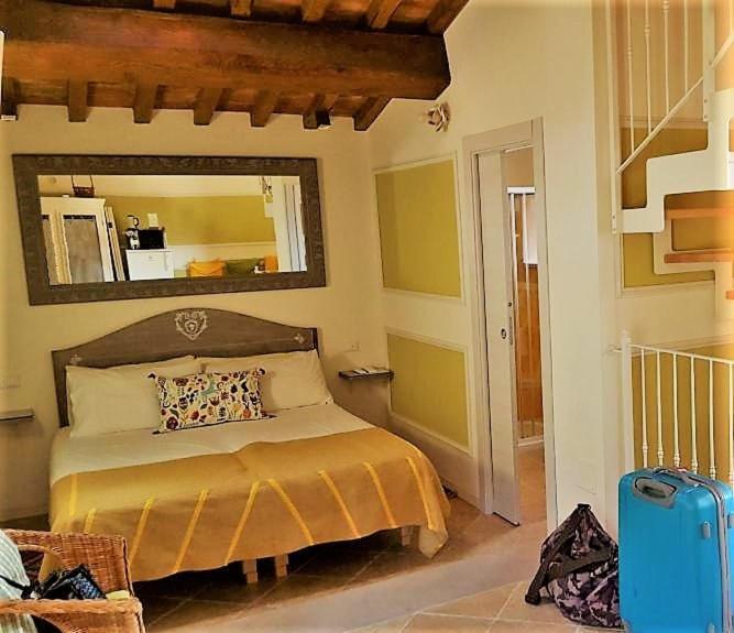 Podere Chiaromonte ปาลายา ภายนอก รูปภาพ