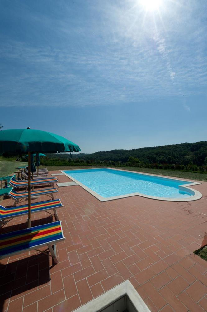 Podere Chiaromonte ปาลายา ภายนอก รูปภาพ